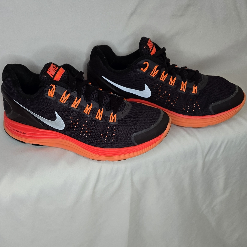 Nike Lunarglide+ 4 women's port wine, bright crimson sz 7